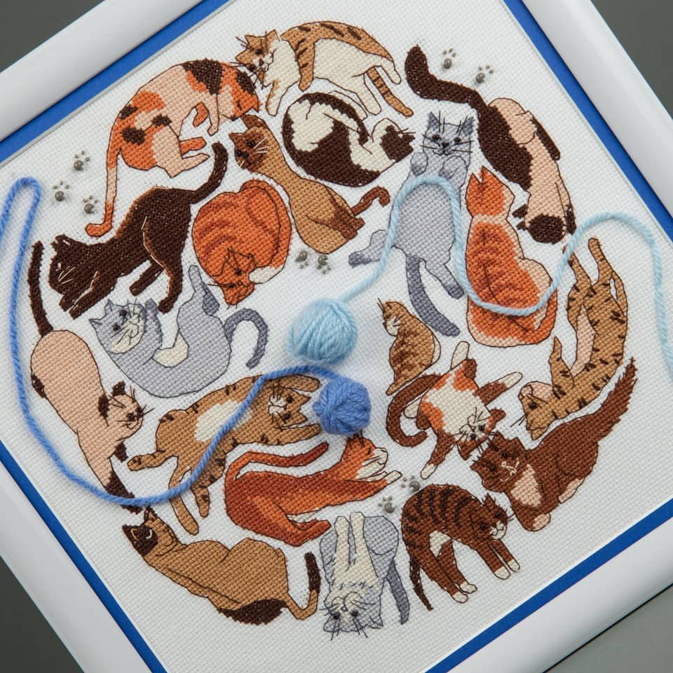 БТ-196 Набор для вышивки крестом Crystal Art "Игра в котиков" — изображение 5