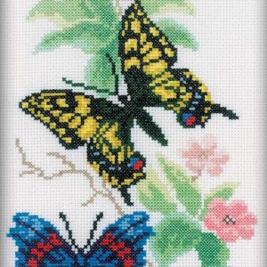 Набор для вышивания крестиком "Бабочки и цветы" М146.